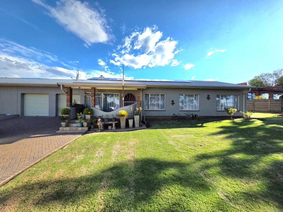 4 Bedroom Property for Sale in Morelig Free State